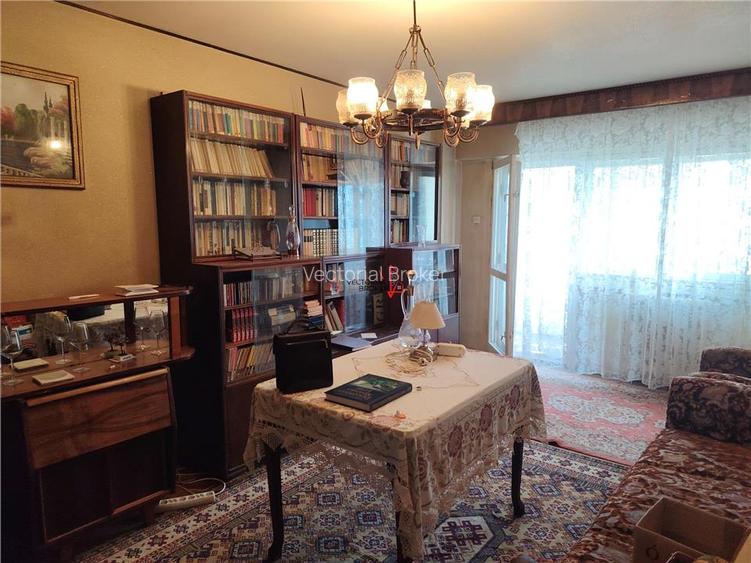 Apartament 3 camere zona Ion Mihalache cu Turda constructie 1984 - 27