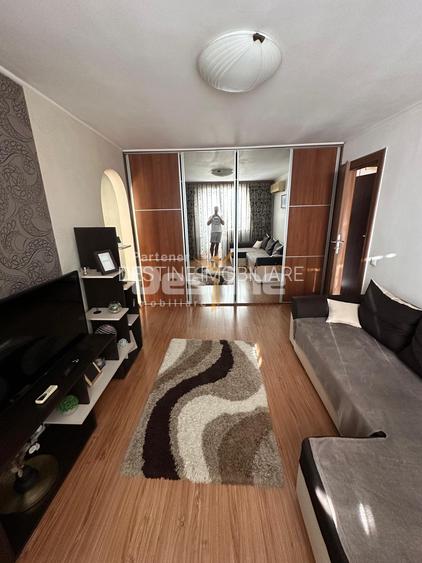 APARTAMENT 2 CAMERE SEMIDECOMANDAT CONFORT 2 - 5