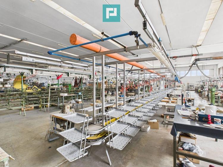 Hală de producție, cu birouri și teren, în Sebiș - 57