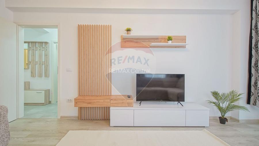 Apartament cu 2 camere de închiriat în zona Tractorul - 4