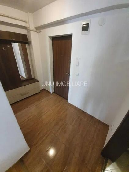 Apartament cu 1 camera - zona Centru - Bucsinescu - 2