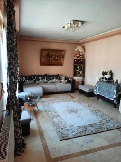 Vand casa cocheta Nacodari . - 2