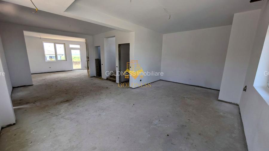 Vila, 4 Camere, Dezmir, Constructie Noua, 450 mp, 4 Bai, 2 Parcari - 3