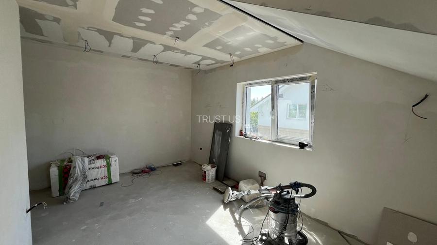COMISION 0% | Duplex Mosnita Veche | Mansarda inalta | 3 dormitoare - 12