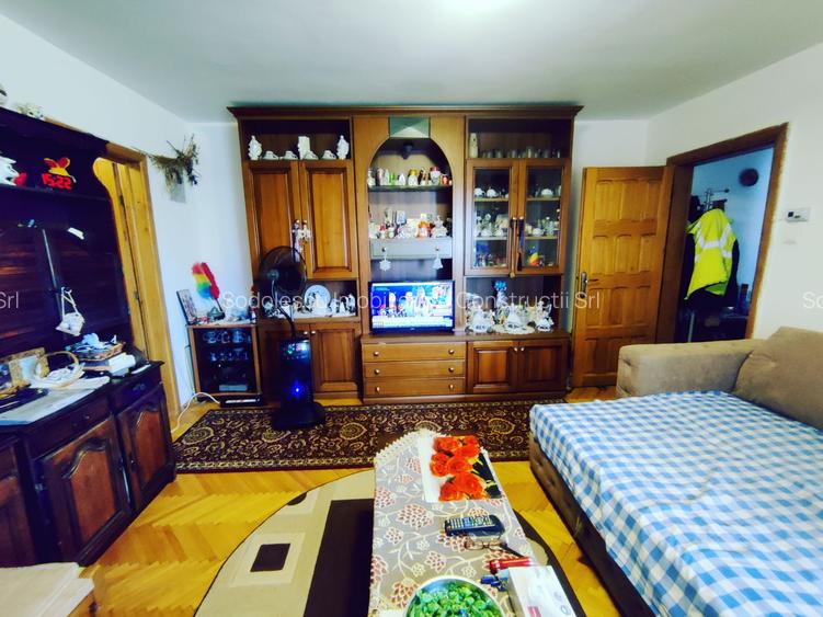 APARTAMENT SEMIDECOMANDAT  2 CAMERE CALEA ARADULUI - 6