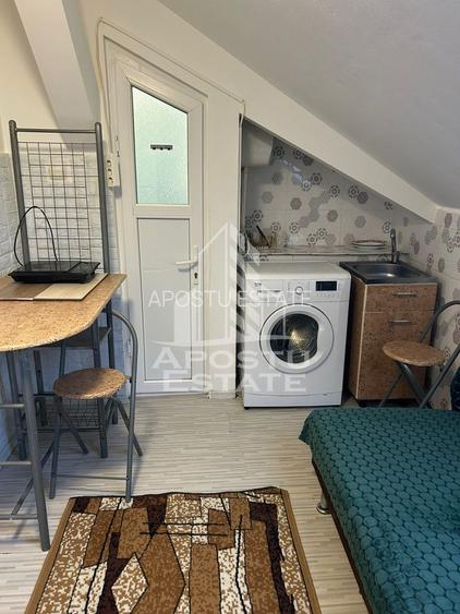 Garsoniera de 12 mp, ideal pentru investitie - 2