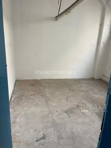 Hala de 250 mp la inchiriat open-space zona Piata 1 Mai - 15