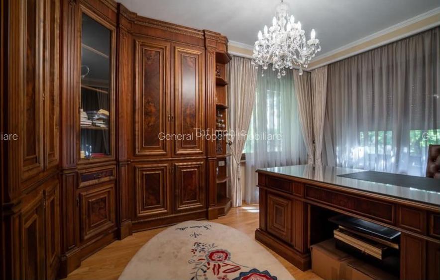 Vila SUPERBA 13-17 camere cu ponton privat si vedere la lac - 6