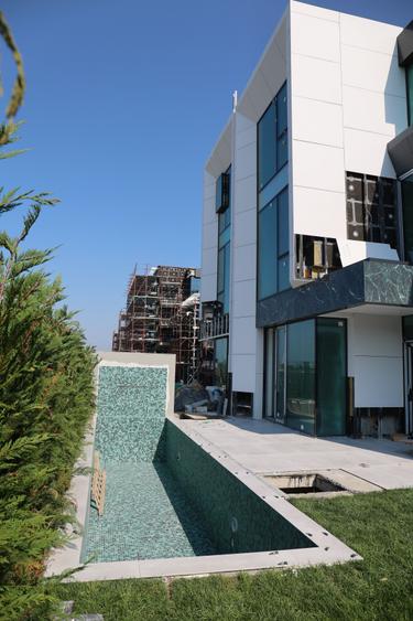 59f9c781-680a-4d56-aea9-1eed553c522f - 4