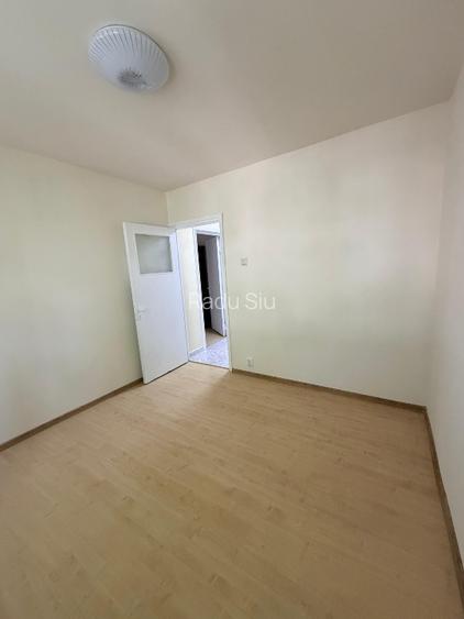 Proprietar vand apartament cu 3 camere,zona Berceni, 66 mp - 3
