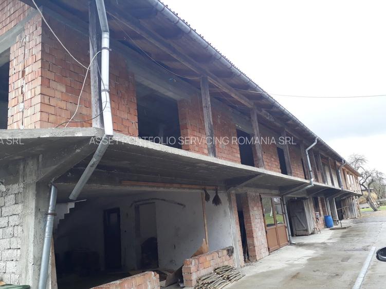 Teren si casa - Sapanta , Jud. Maramures - 10