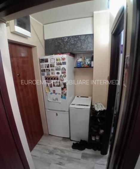 Garsoniera decomandata, CET - 8