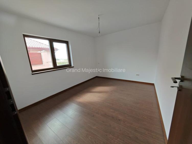 New Casa Corbeanca P+1+Mansarda 4 dormitoare 330 mp/curte - 36