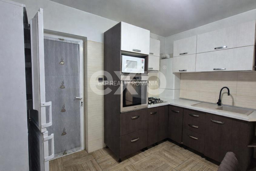 Casa mobilata, cu garaj si foisor – Zona linistita in Nordul Pitestiului - 4