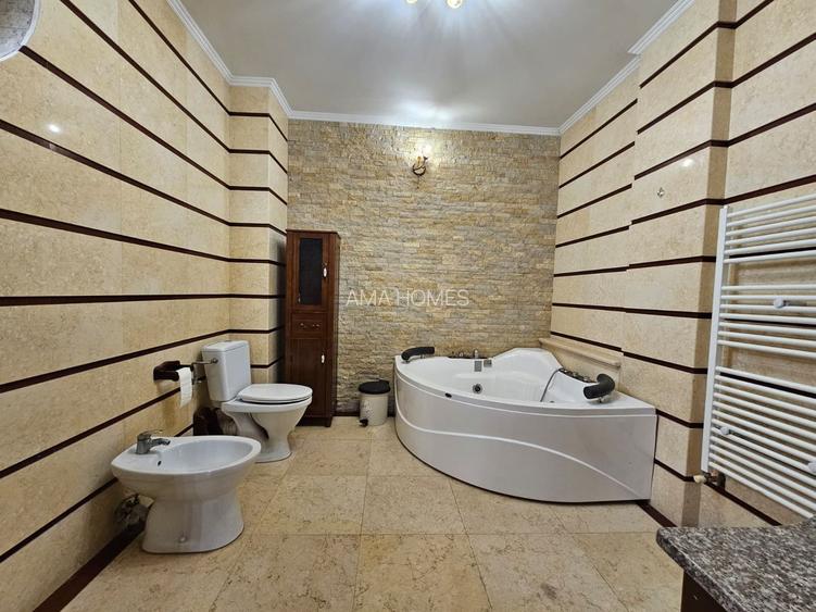 Vila generoasa de inchiriat intr o zona principala a orasului - 3