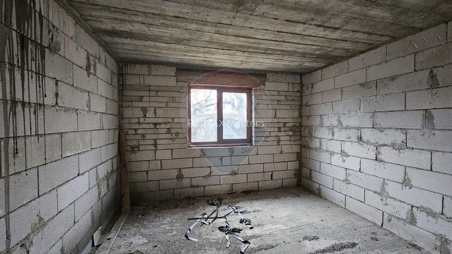 Casă / Vilă cu 12 camere, teren intravilan de 2869mp în Siminicea, SV - 22