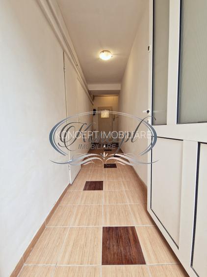 Apartament in imobil interbelic, str. Emil Racovita - 12