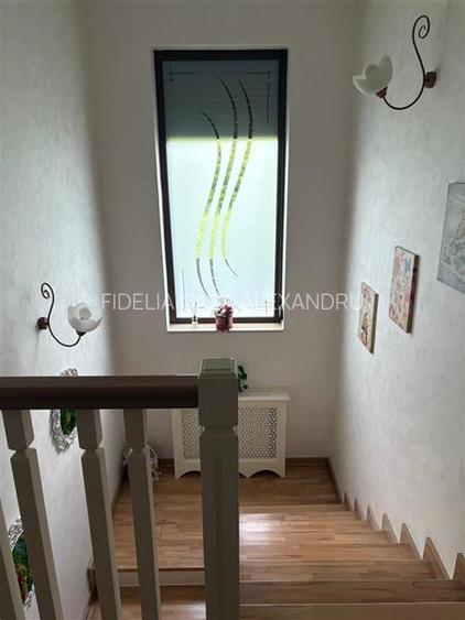 Vila  de vanzare  Bucium,369mp utili,1500mp teren,curte amenajata - 27