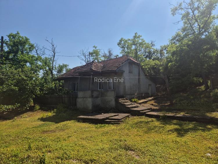 Casa batrineasca la 50 de km de Constanta - 15