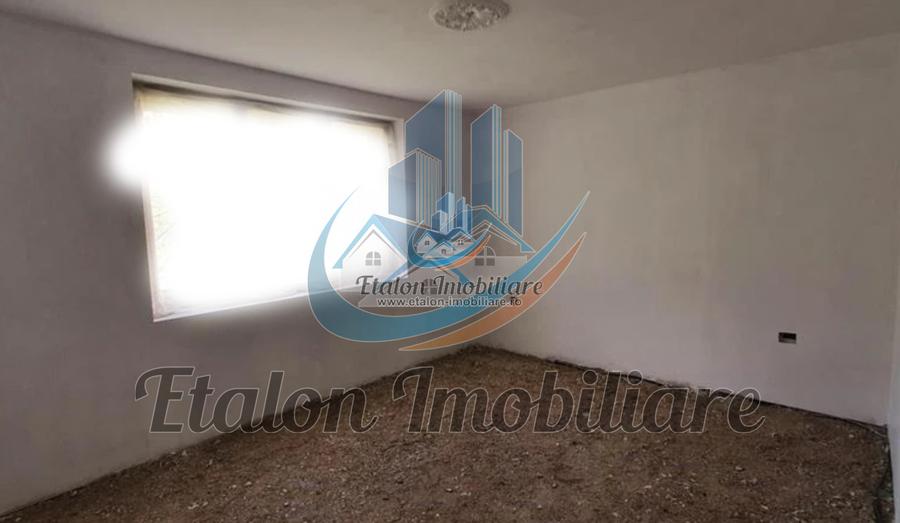Apartament 3 camere, parter, Calea Romanului