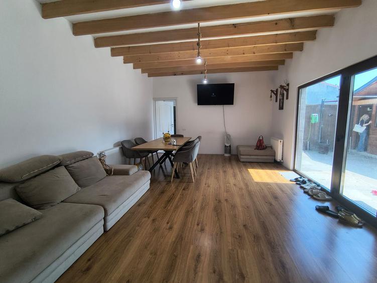 COICIU CASA 5 CAMERE SC=150 MP. TEREN 426 MP. PRET 280.000 EURO