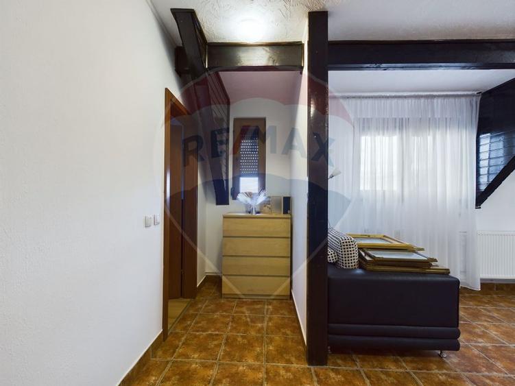Vila cu 5 camere de vanzare Darza- Crevedia