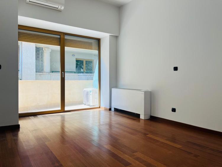 Duplex de vânzare – 5 camere | Strada Jean Monnet | Primăverii