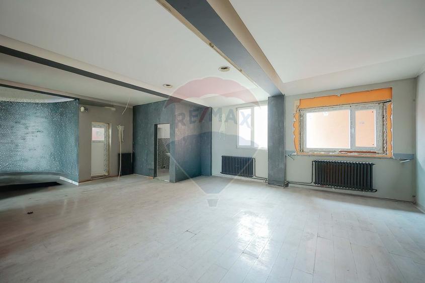 De închiriat – Spațiu comercial 281 mp, Bulevardul Decebal