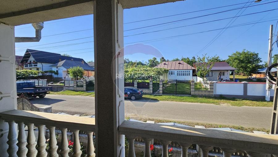 Casă / Vilă cu 5 camere în Baia-Bogata, Suceava - 37