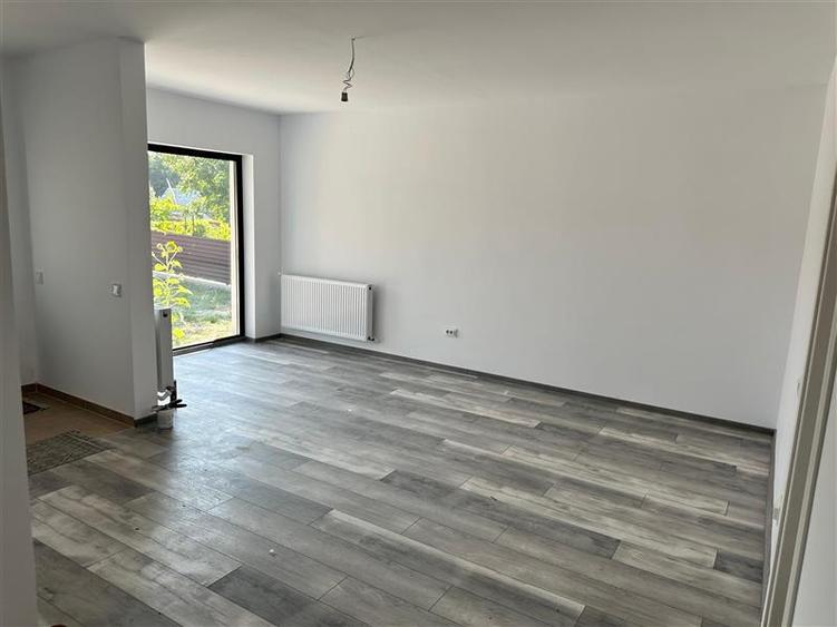 Casa 3 camere, Poiana cu Cetate