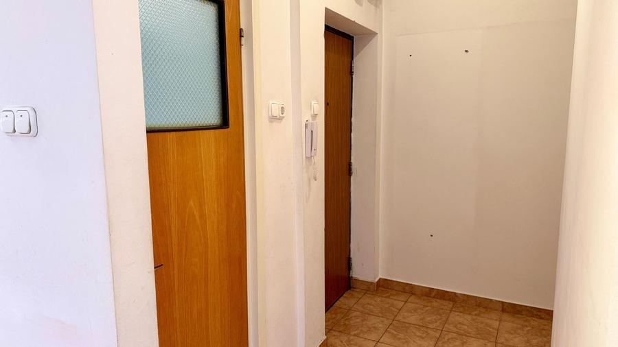 Apartament 4 camere Victoriei, Casa Vernescu, garaj, centrala, comision 0 !