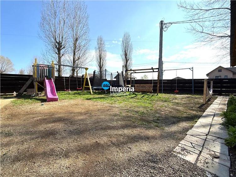 Casa P+M, 560 teren, 80 mp, Garaj 40 mp, Vorovesti Miroslava