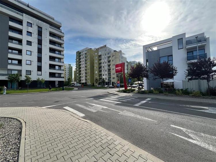 Garsoniera spatioasa cu parcare subterana Coresi
