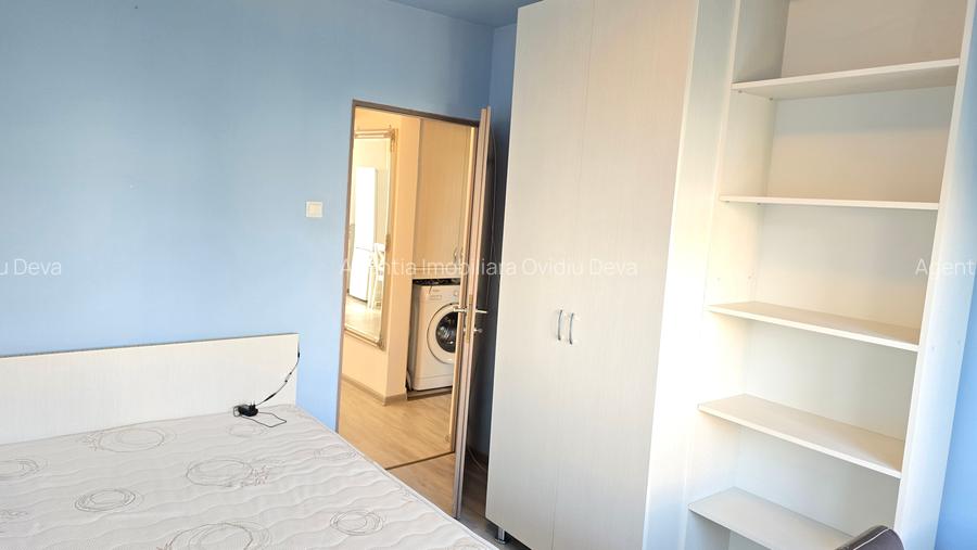 Inchiriez apartament 4 camere decomandat in Deva zona Liliacului, etaj 2, - 8