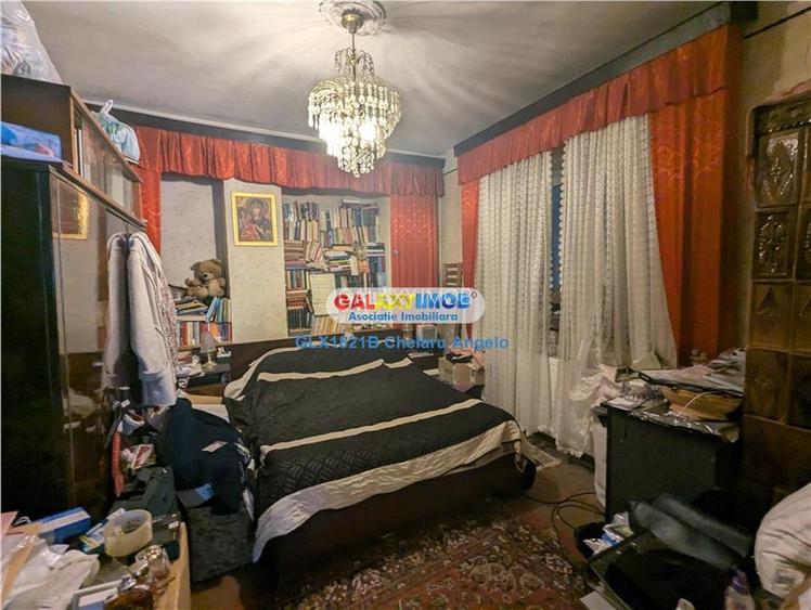 Unirii vila S+P+1 , spațiu comercial la parter,SU 206mp teren 293mp - 27