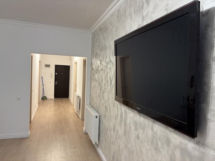 Vanzare apartament spatios de 3 camere, zona Jiului