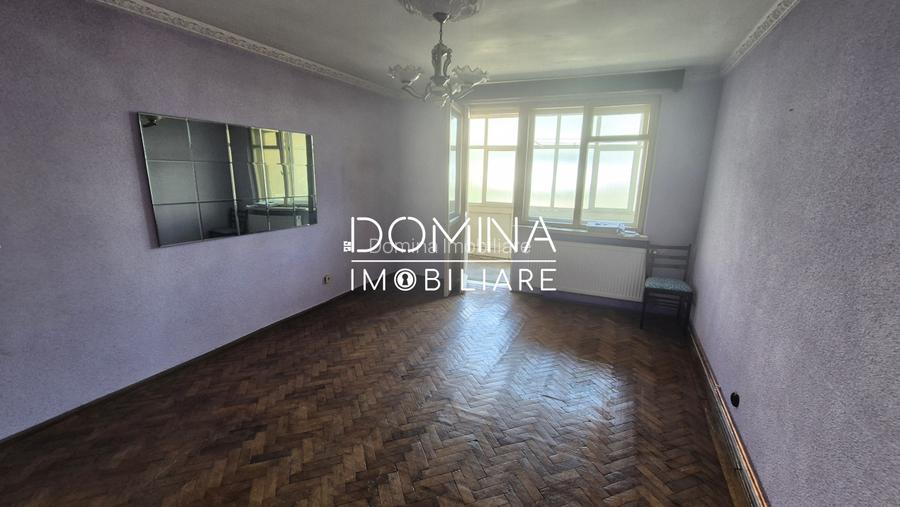Vânzare apartament 3 camere, etaj 2 - decomandat - strada Zambilelor - 2