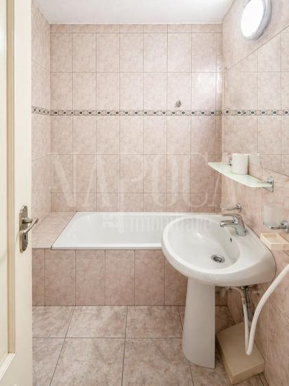 Apartament 3 camere de vanzare in Nufarul Oradea, Oradea
