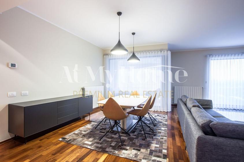 Apartament superb si spatios cu 3 camere, mobilat Bo Concept, 2 parcari, boxa