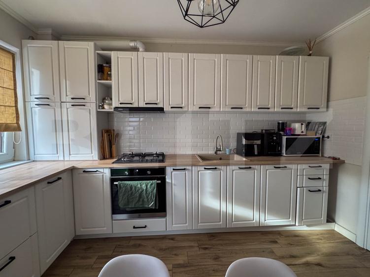 Apartament 3 camere decomandat in Apahida