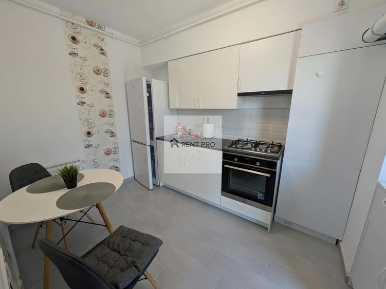 Mid Level Garsoniera Cu Parcare Moghioros Residence La Felinare