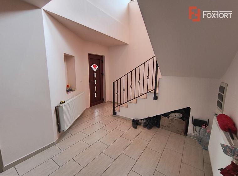 Casa individuala cu 5 camere si teren 601 mp, Zona Chisoda