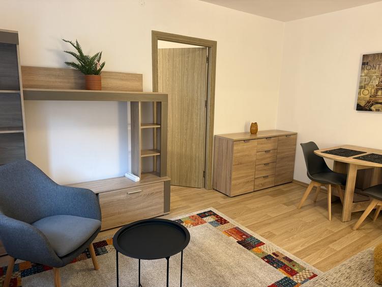 Ap 2 cam renovat parter aleea rosiorilor ,luptei