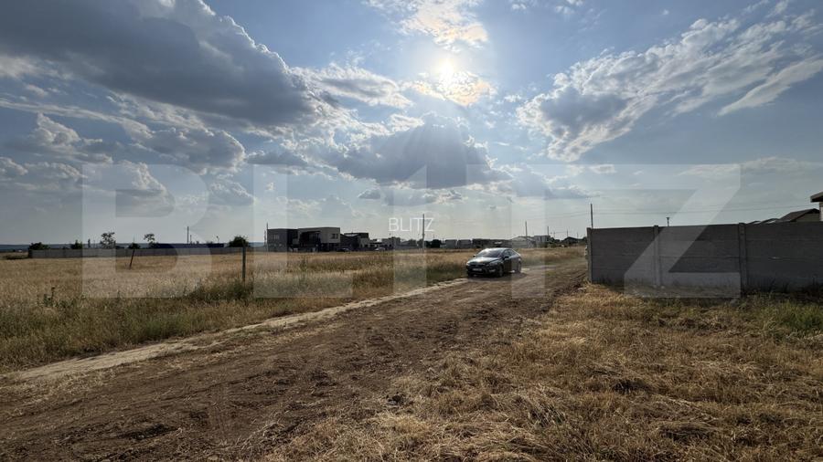 Parcele teren de 566 mp, front dublu de 30 m, utilități, zona Selgros - 2