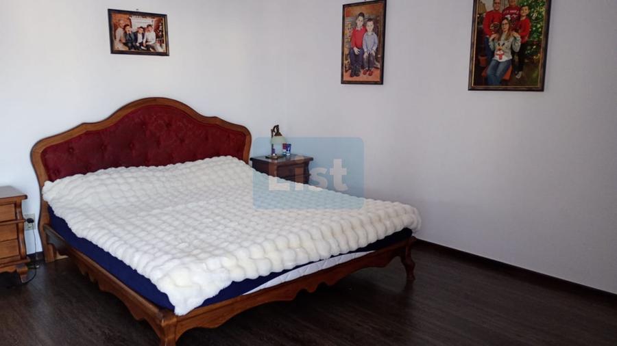 CASA P+1 , ZONA ARCASILOR