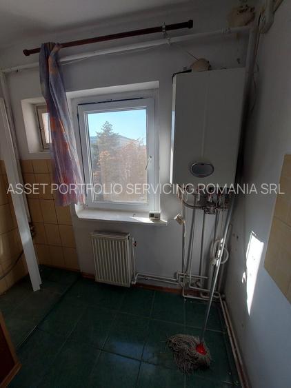 Apartament cu trei camere Pitesti-Arges - 11