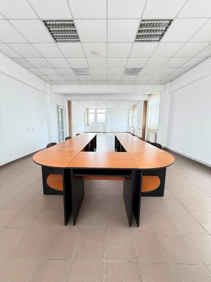 De inchiriat locatie Et 1 si 2, birouri, Clinica in podgoria Arad