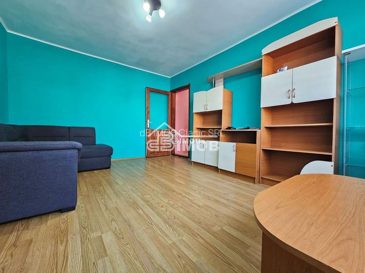 Apartament 3 camere, Micro 6 – etaj 1, centrală proprie, mobilat - 2