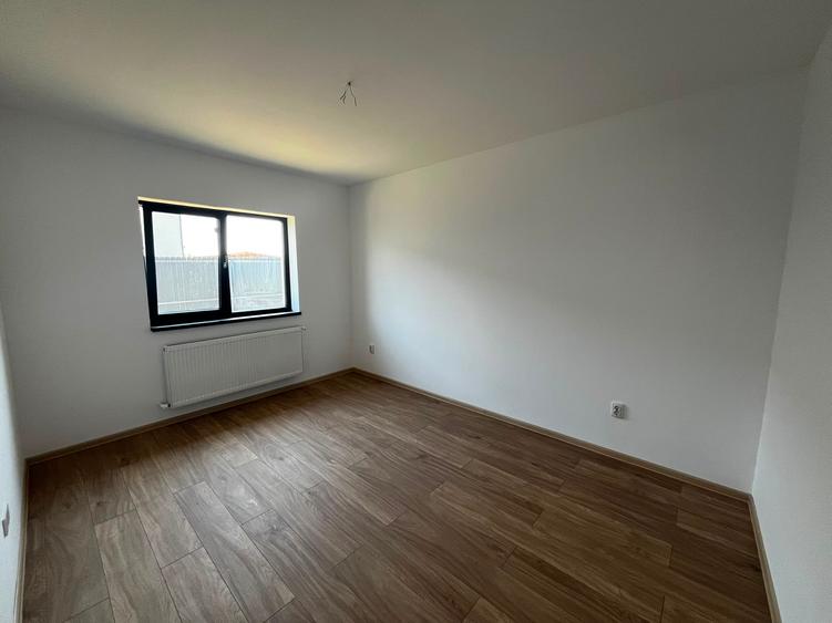 Case de vanzare |  Bacu |  135.000 Euro | 117 Mp Utili | 433 Mp Teren