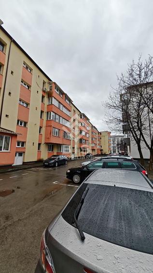 Apartament 4 camere etaj 2